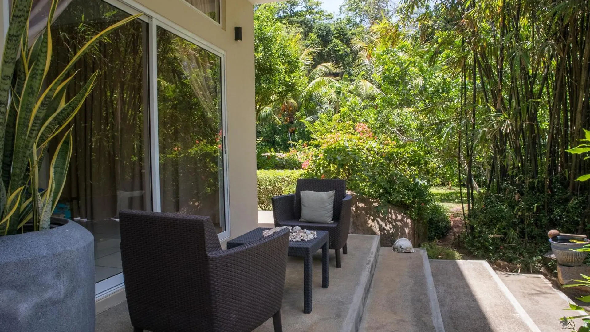 Guest house Domaine Desaubin Luxury Villas Takamaka