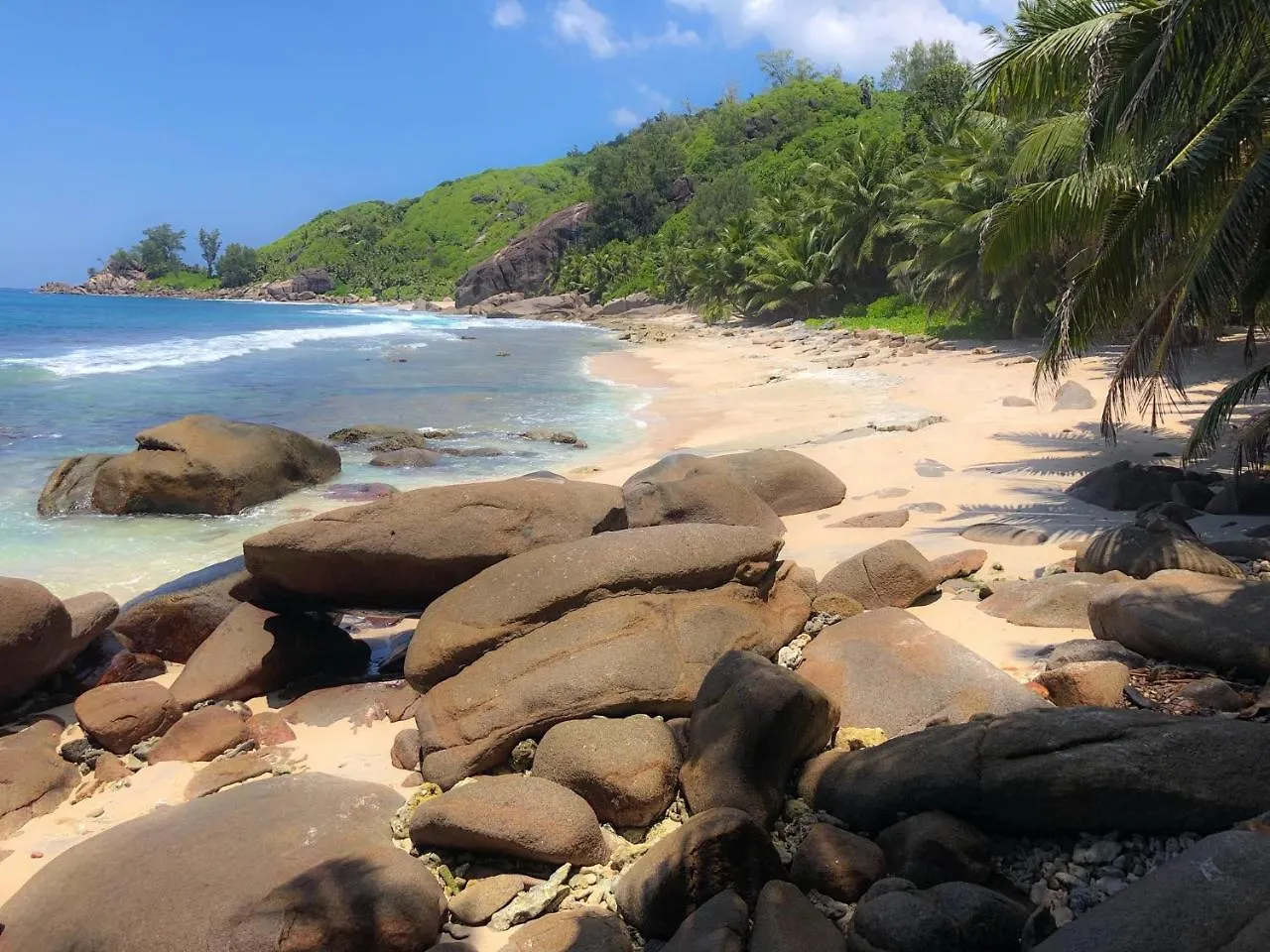 *** Guest house Domaine Desaubin Luxury Villas Takamaka Seychelles